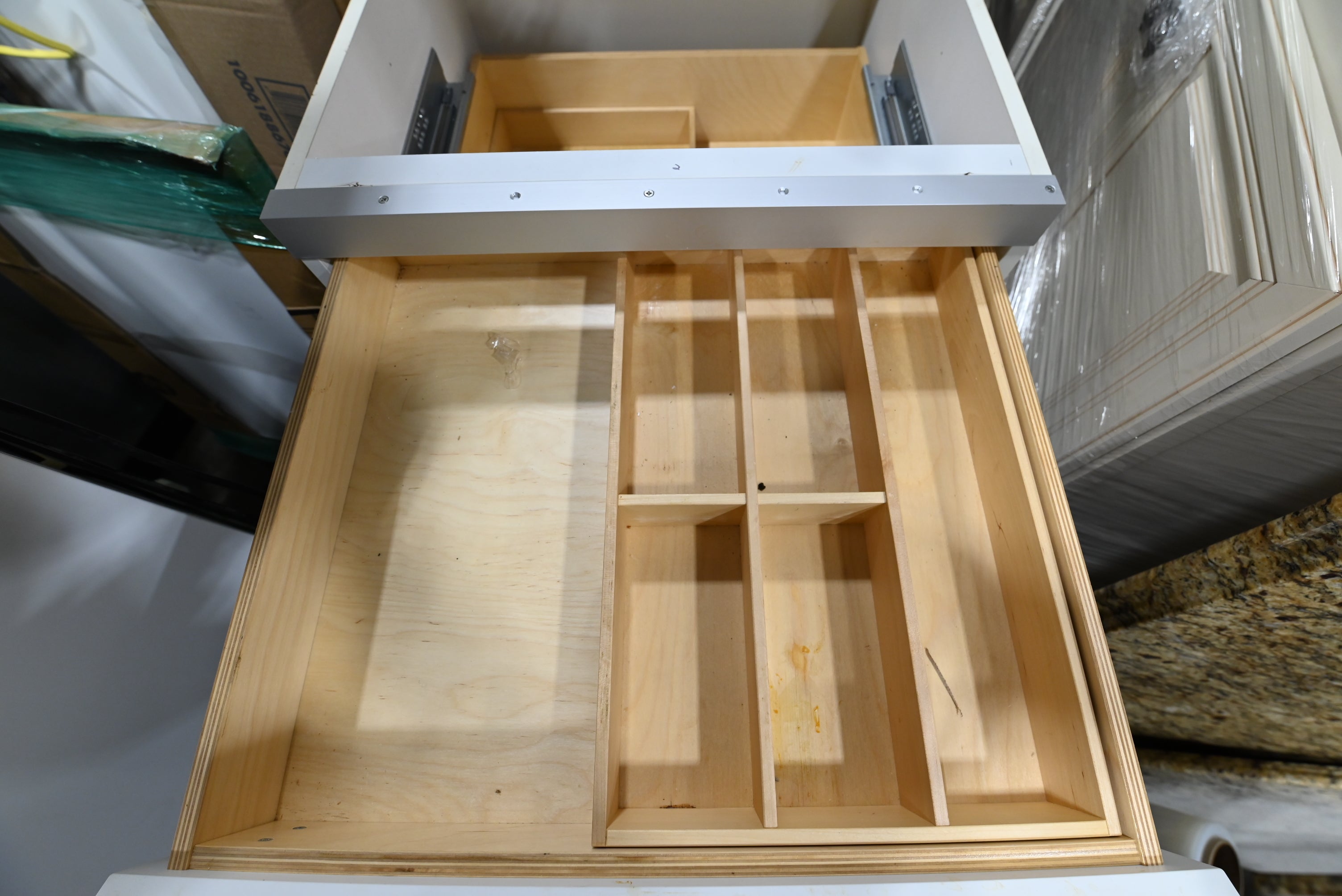 Bulthaup Beauty: White Kitchenette with Appliances