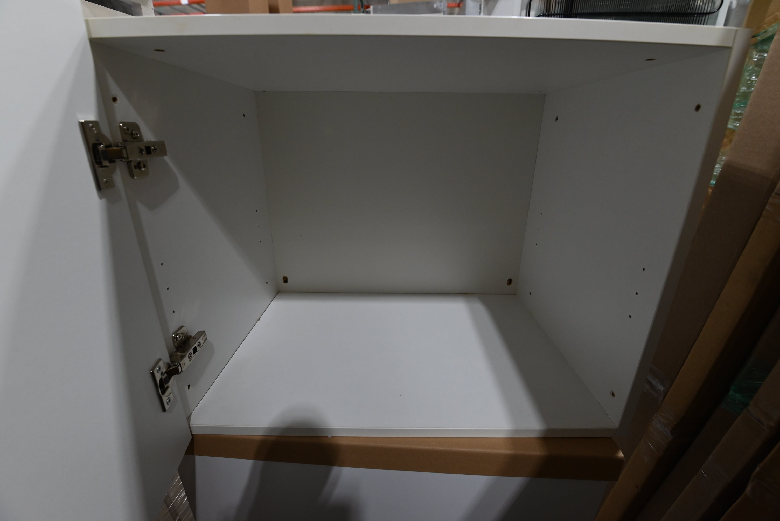 Bulthaup Beauty: White Kitchenette with Appliances