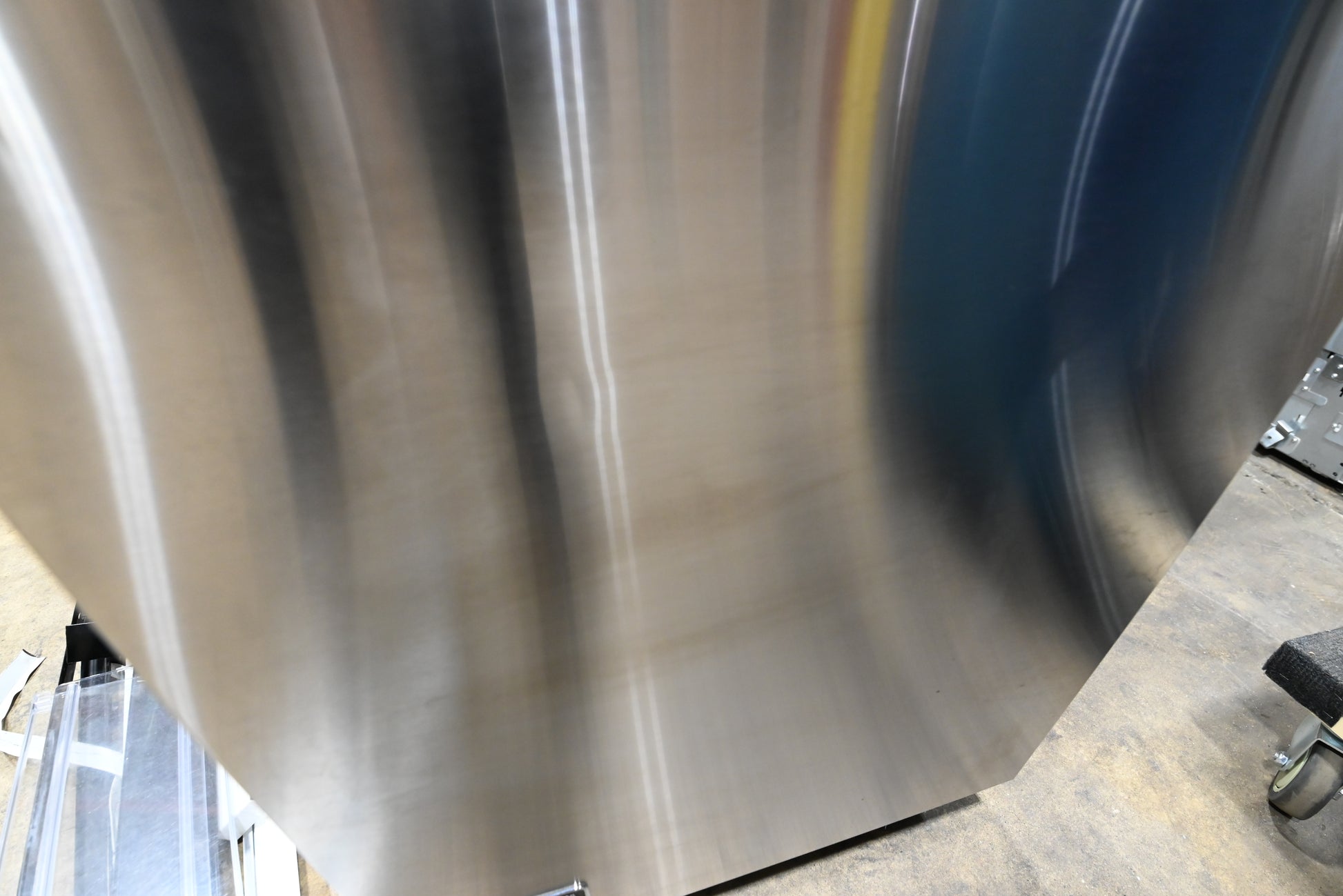 Viking VDB450SS 24" Stainless Steel Dishwasher - Working Display