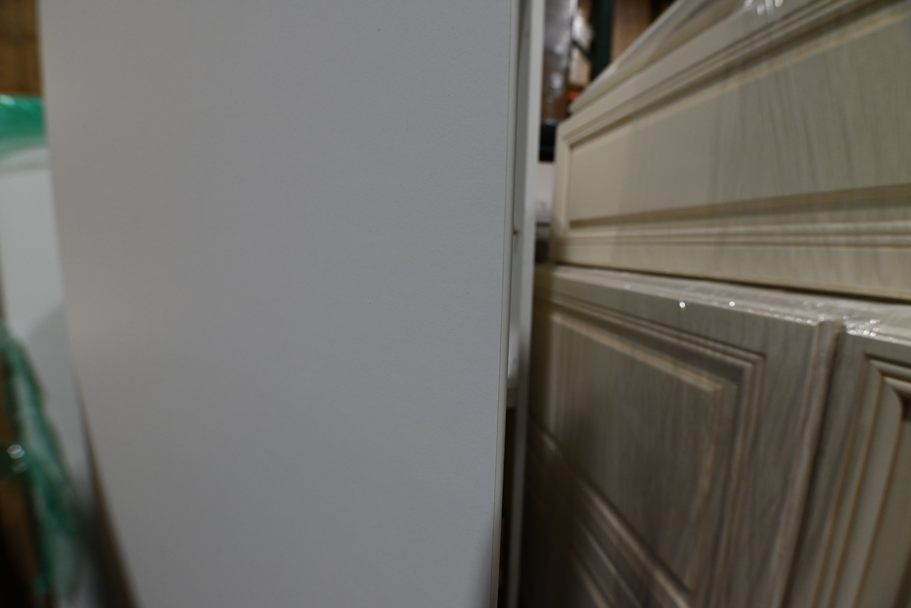 Bulthaup Beauty: White Kitchenette with Appliances