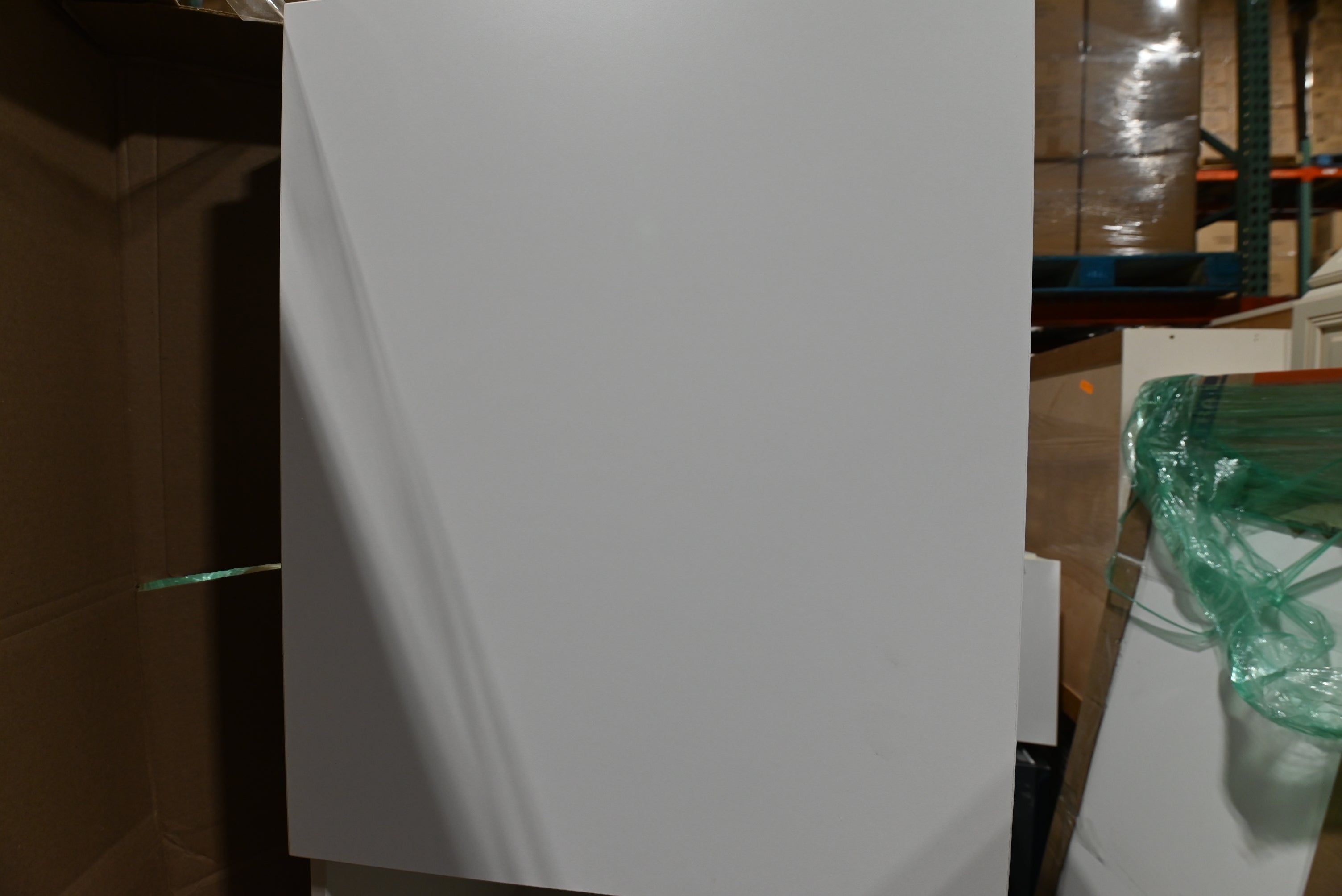 Bulthaup Beauty: White Kitchenette with Appliances