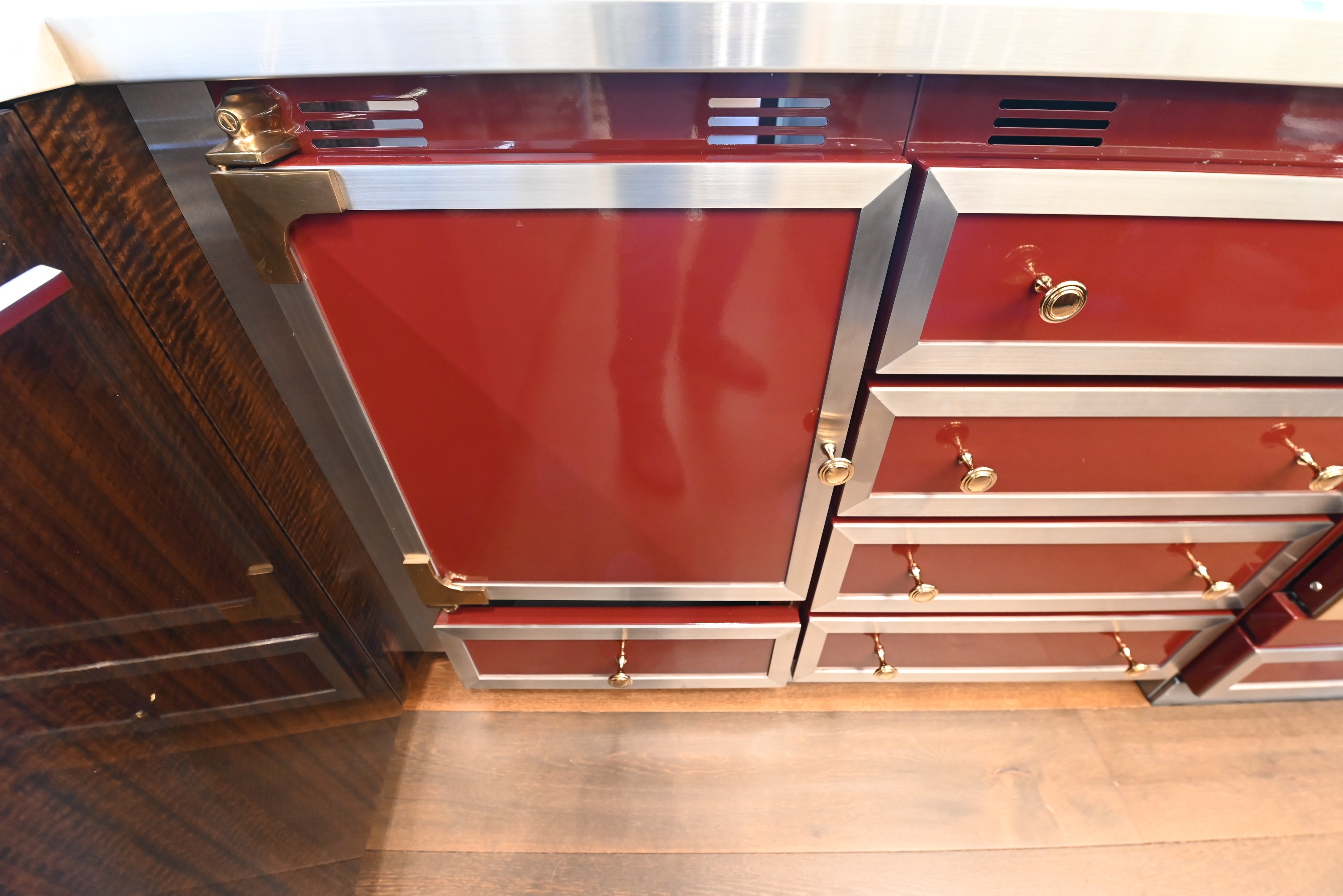 St. Charles Modern Kitchen with La Cornue Chateau Burgundy Cabinets and Glossy Eucalyptus with La Cornue Grand Palais 180 Rangetop and Custom Hood