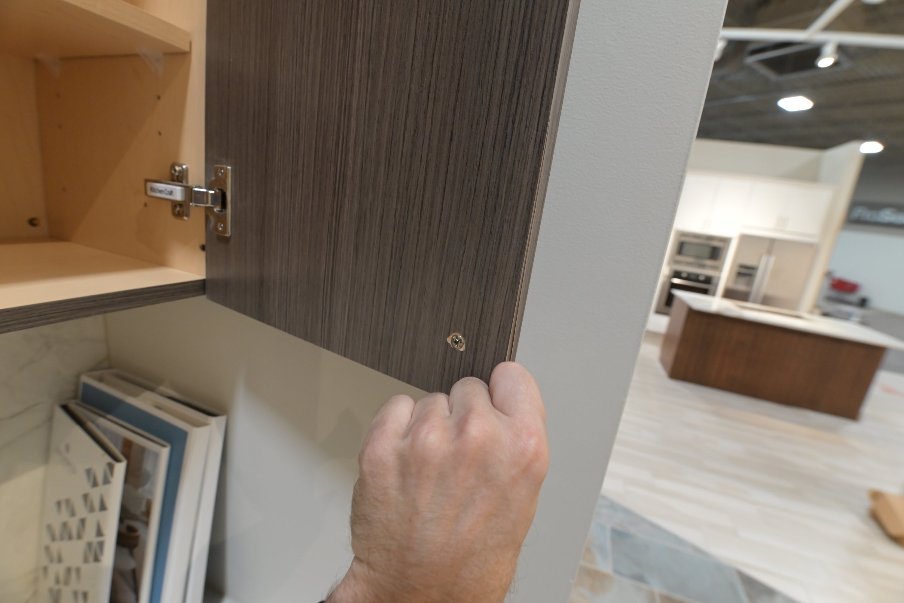 Kitchen Craft Classic Modern Wood Grain Wet Bar