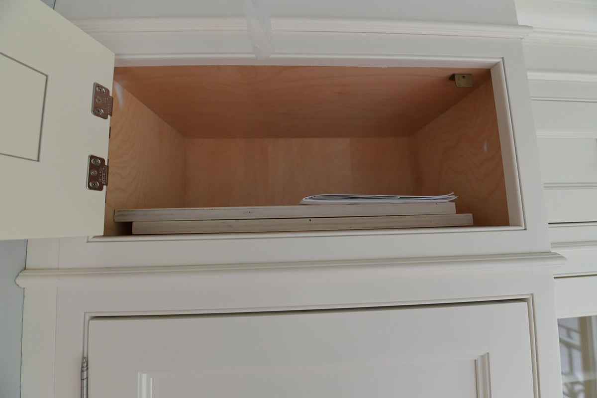"The Clair" Transitional White Solid Wood Wet Bar