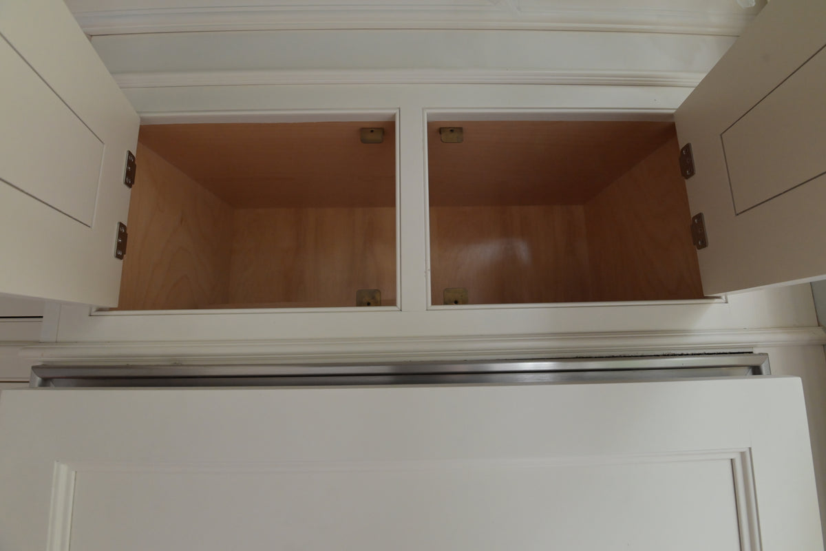 "The Clair" Transitional White Solid Wood Wet Bar