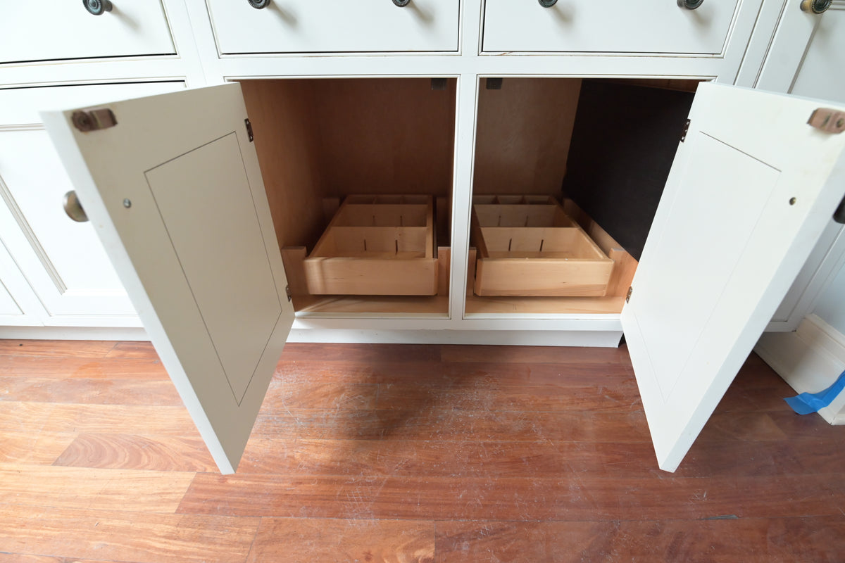 "The Clair" Transitional White Solid Wood Wet Bar
