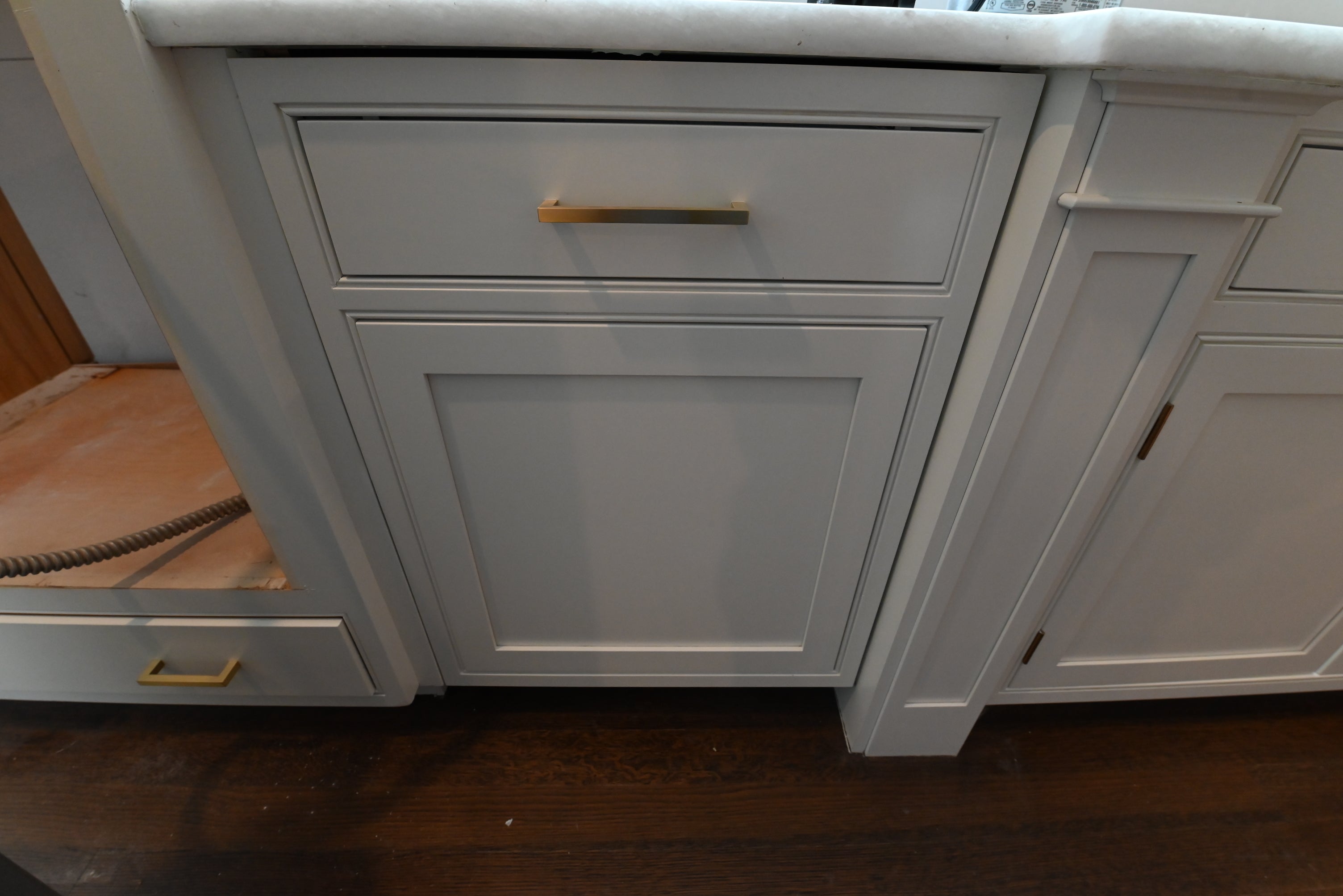 Prevo Transitional White Complete Kitchen Cabinets with Brown Wooden Island