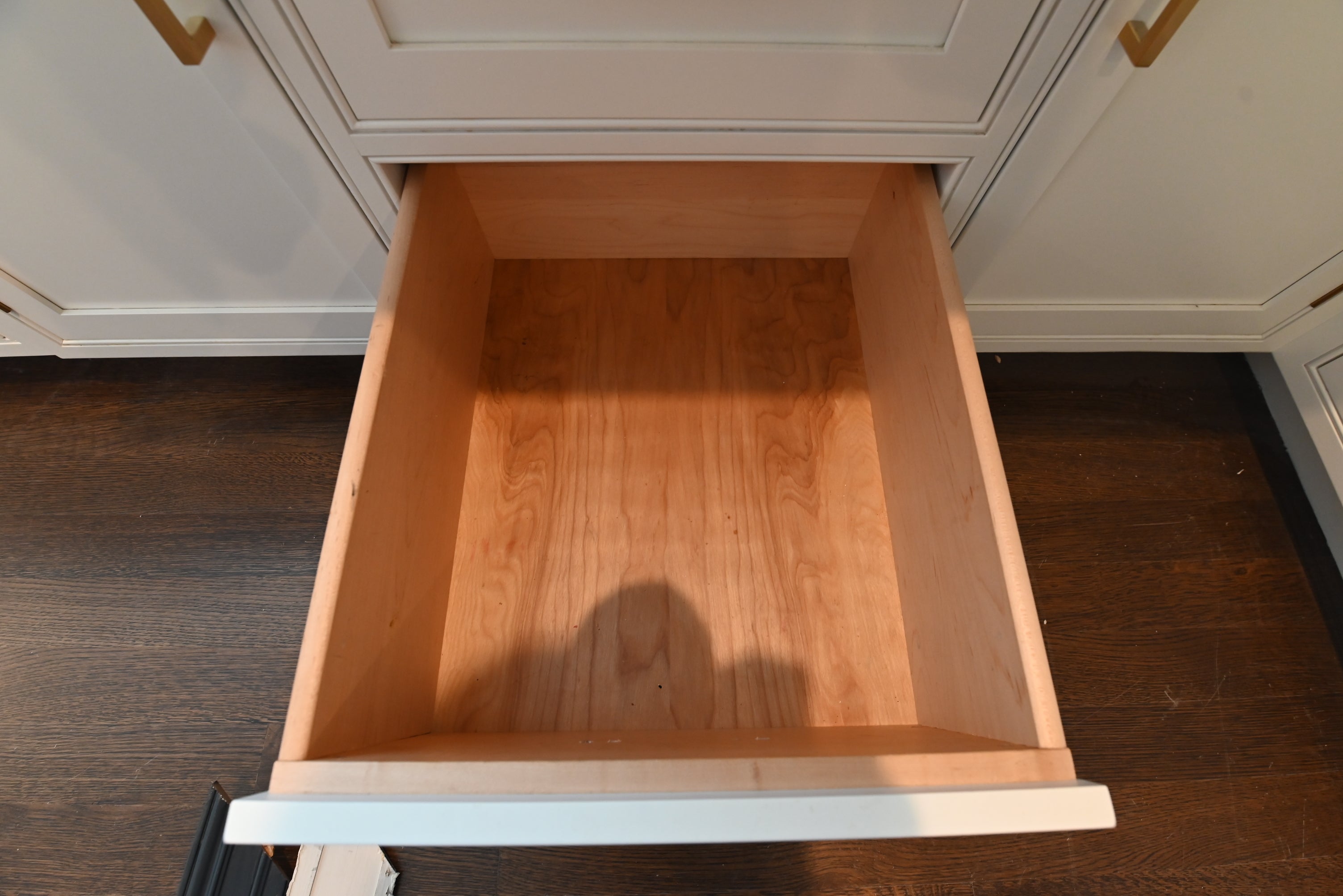 Prevo Transitional White Complete Kitchen Cabinets with Brown Wooden Island