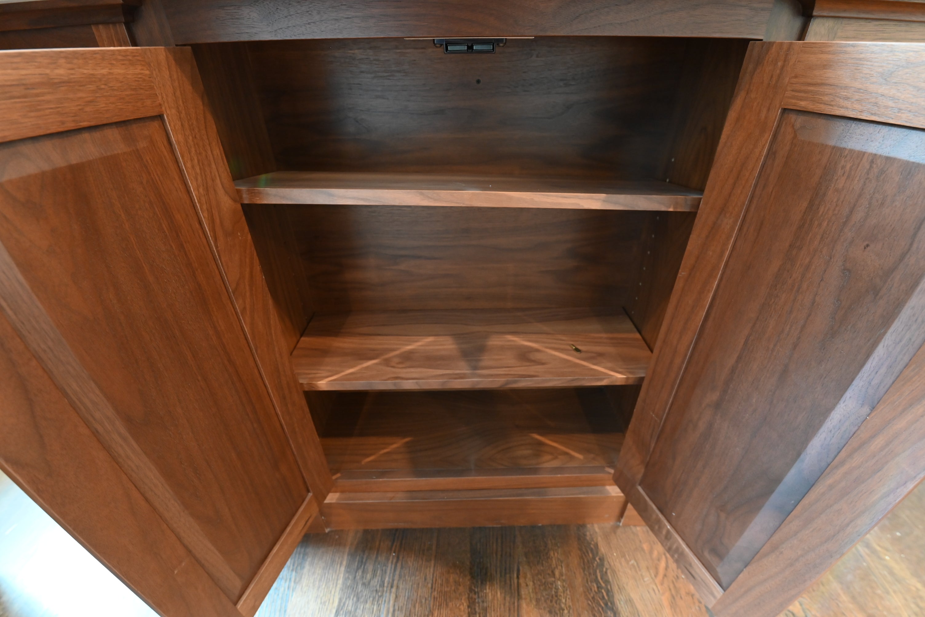 Prevo Transitional White Complete Kitchen Cabinets with Brown Wooden Island