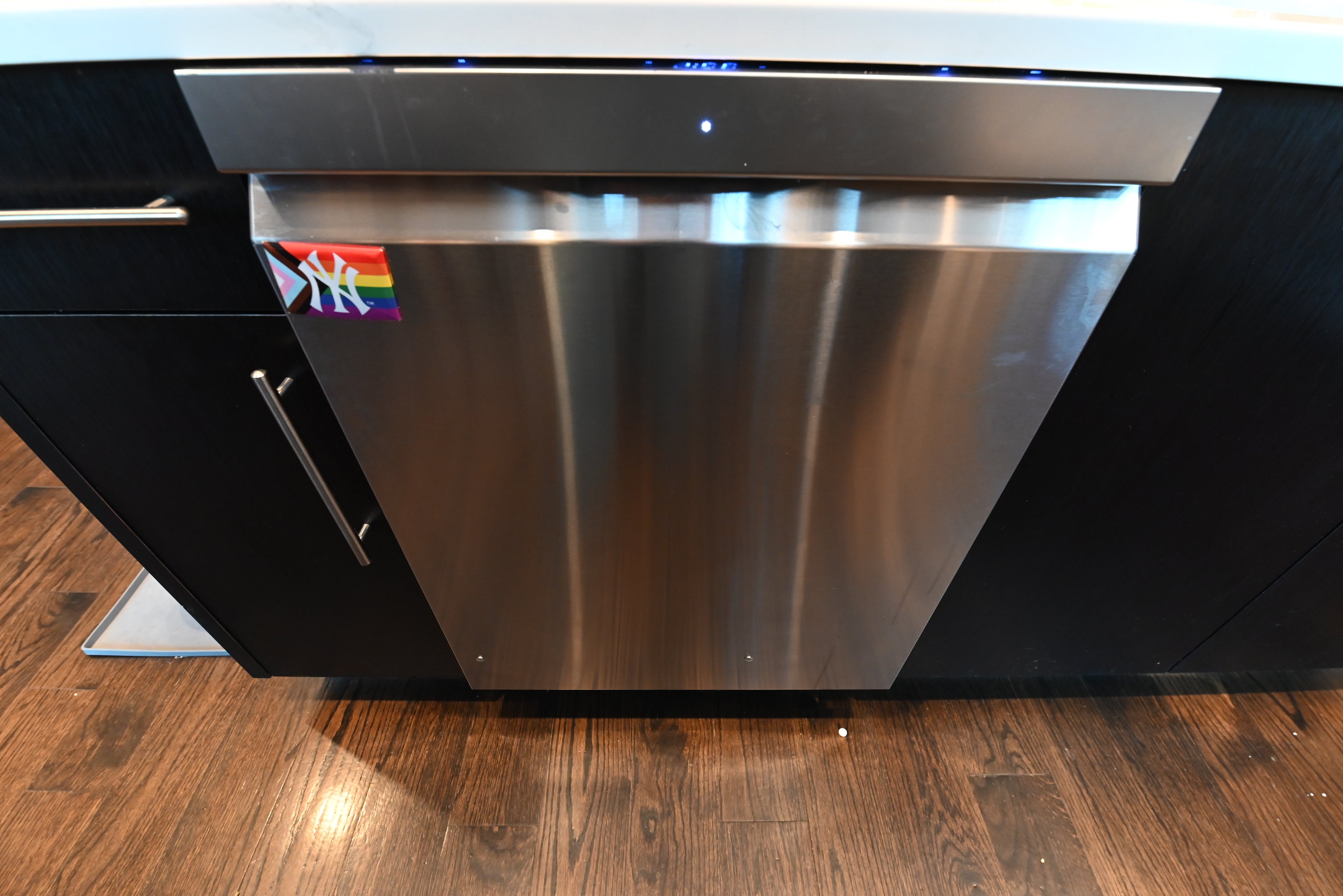 Dark Mocha Latte Modern Pre-Owned Kitchen