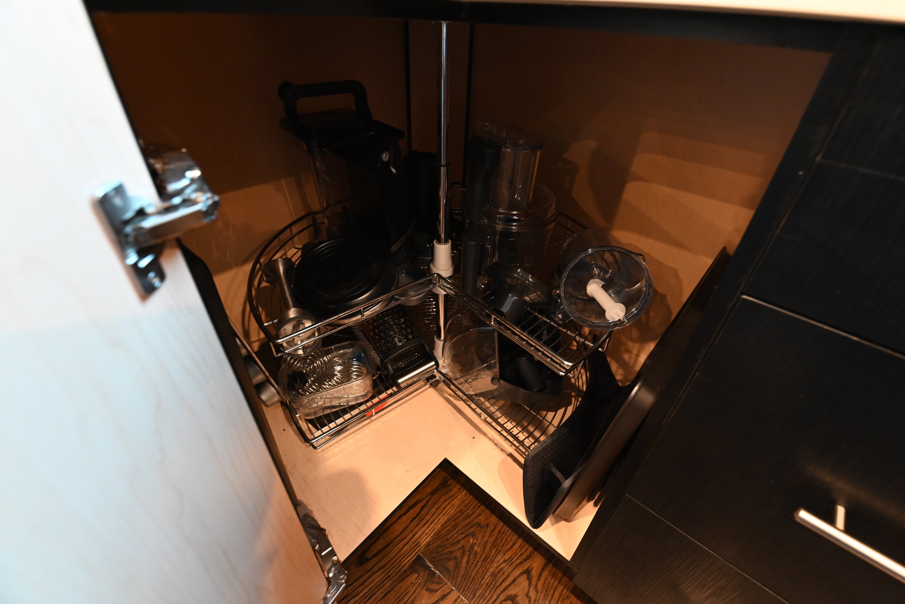 Dark Mocha Latte Modern Pre-Owned Kitchen