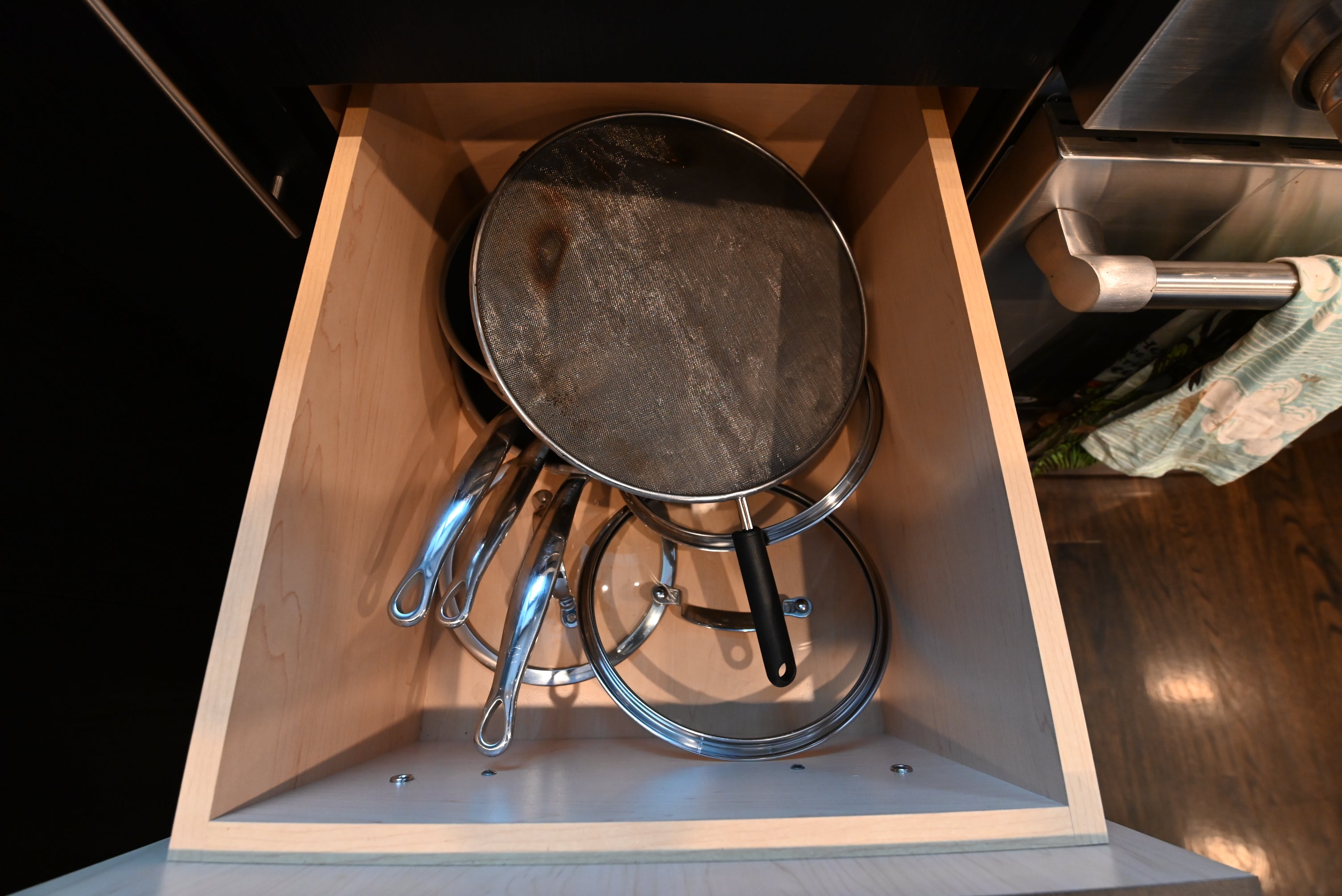 Dark Mocha Latte Modern Pre-Owned Kitchen