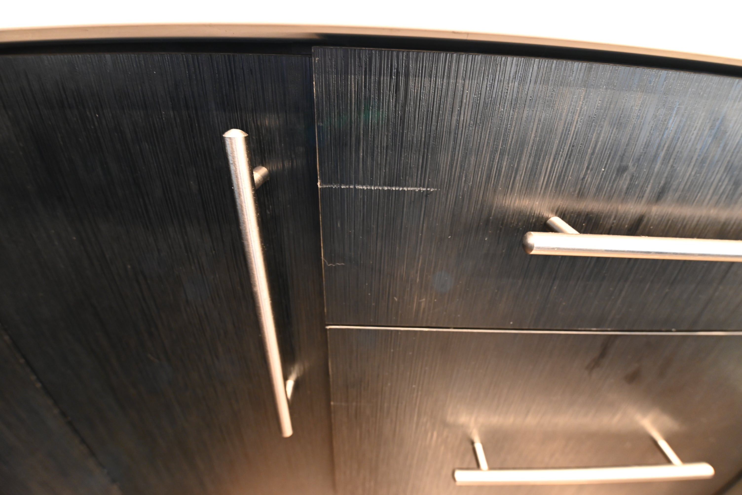 Dark Mocha Latte Modern Pre-Owned Kitchen