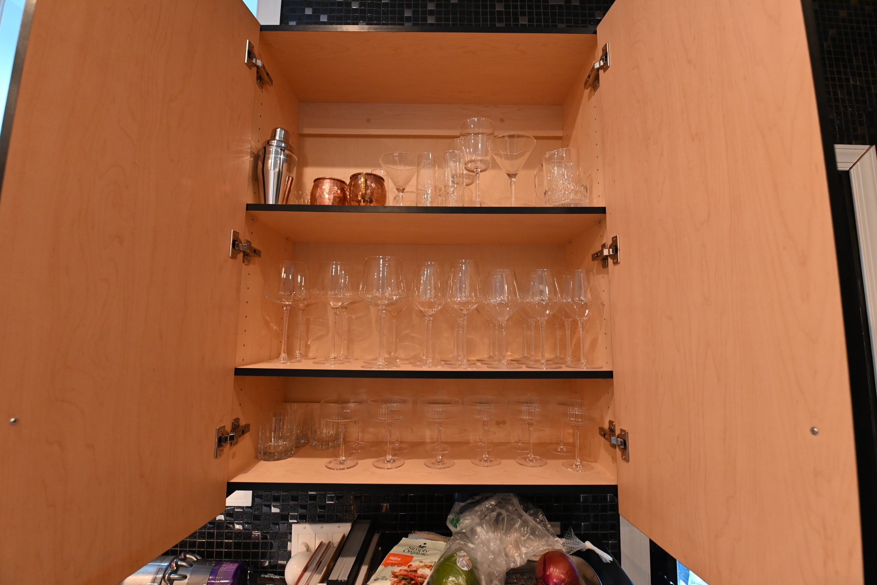 Dark Mocha Latte Modern Pre-Owned Kitchen