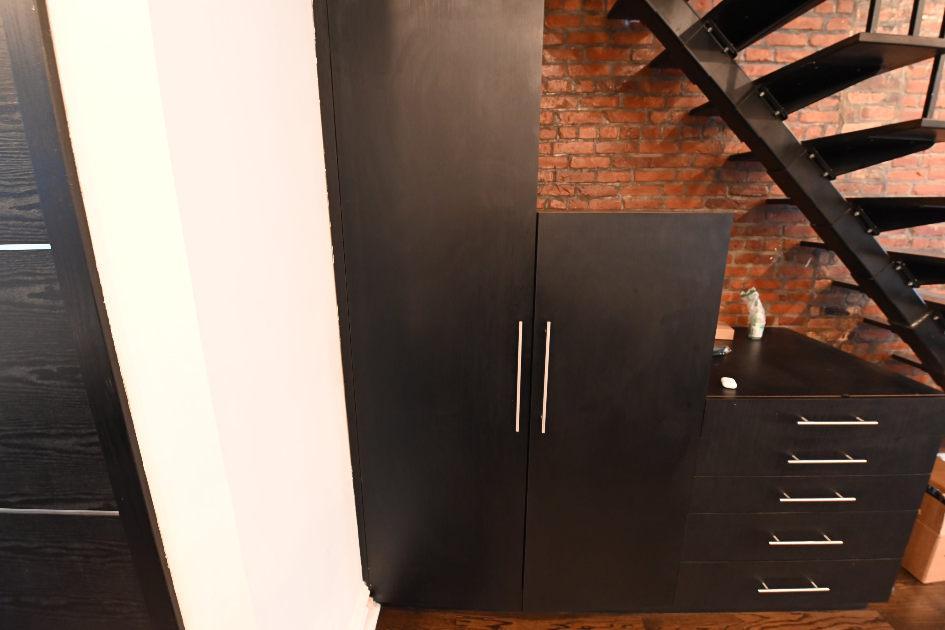 Dark Mocha Latte Modern Pre-Owned Kitchen