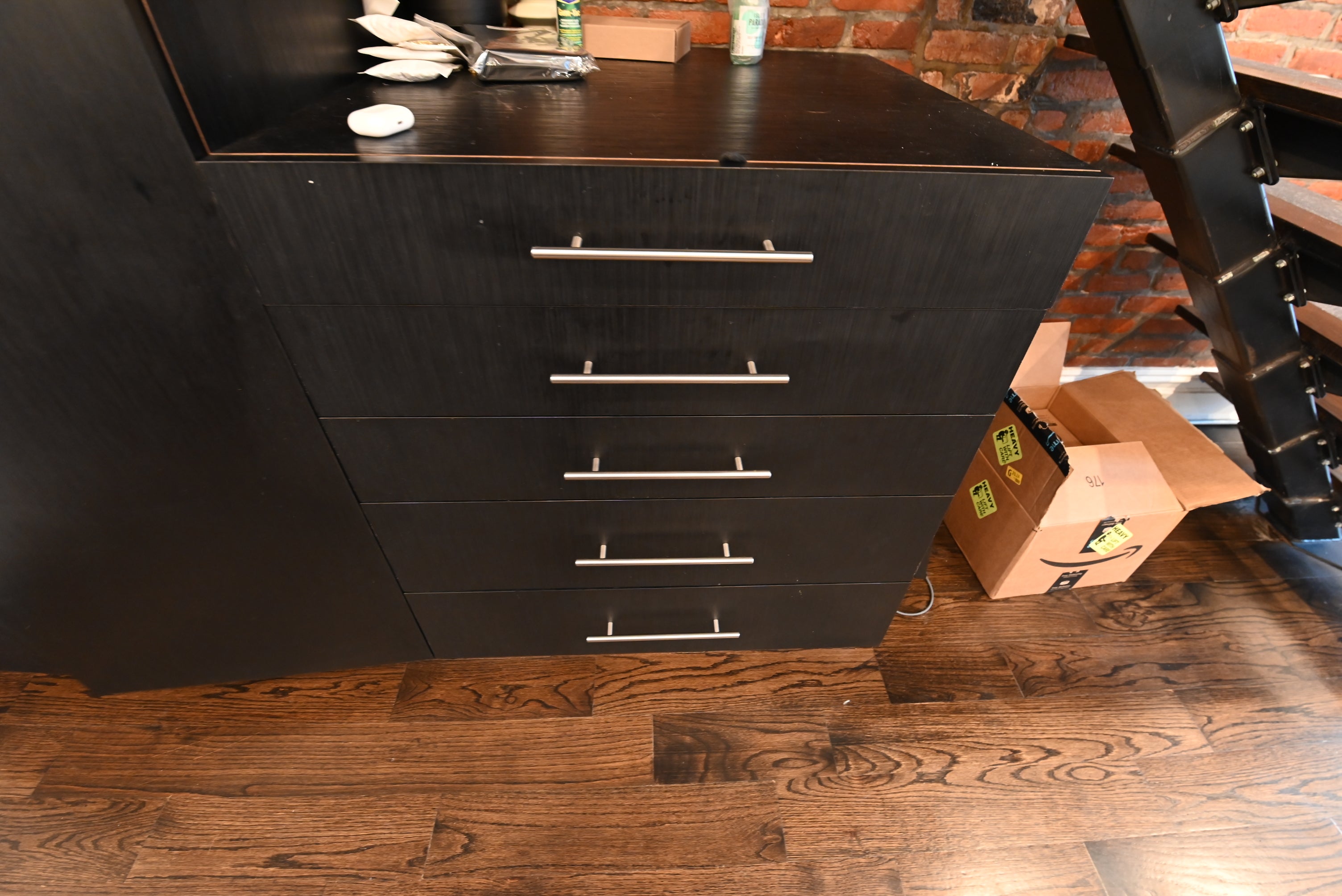 Dark Mocha Latte Modern Pre-Owned Kitchen