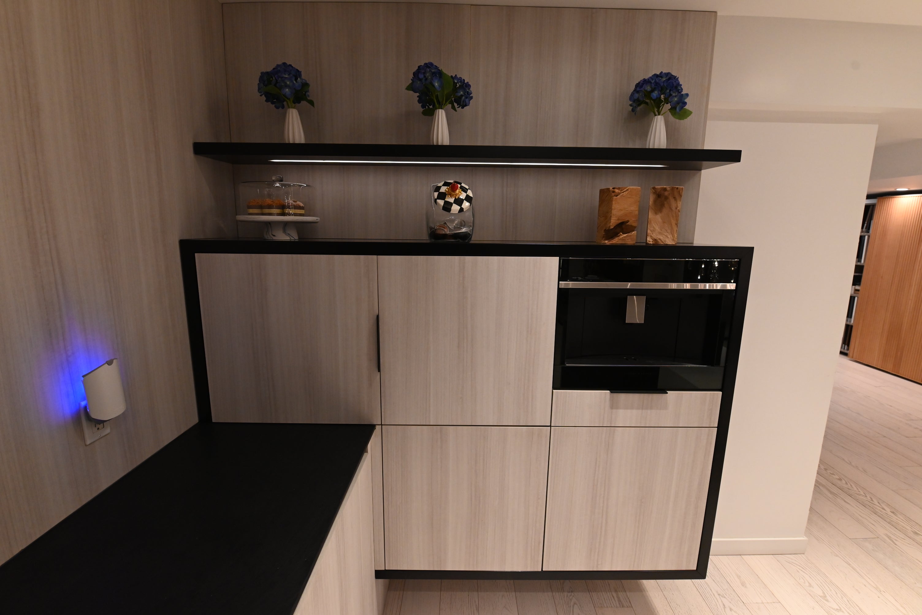 DOCA Modern Wood Veneer Black Kitchen with Island & Appliances