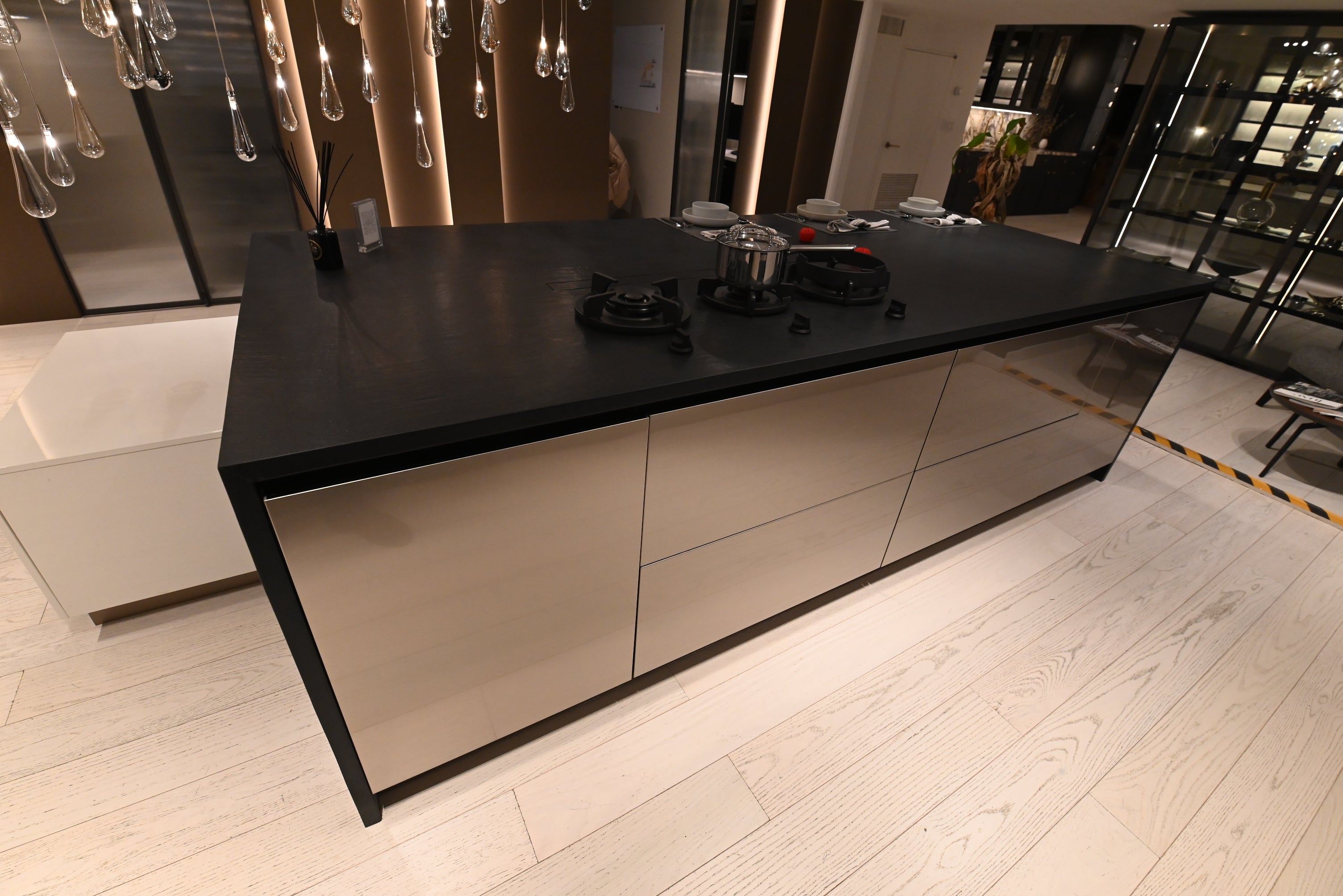 DOCA Modern Wood Veneer Black Kitchen with Island & Appliances