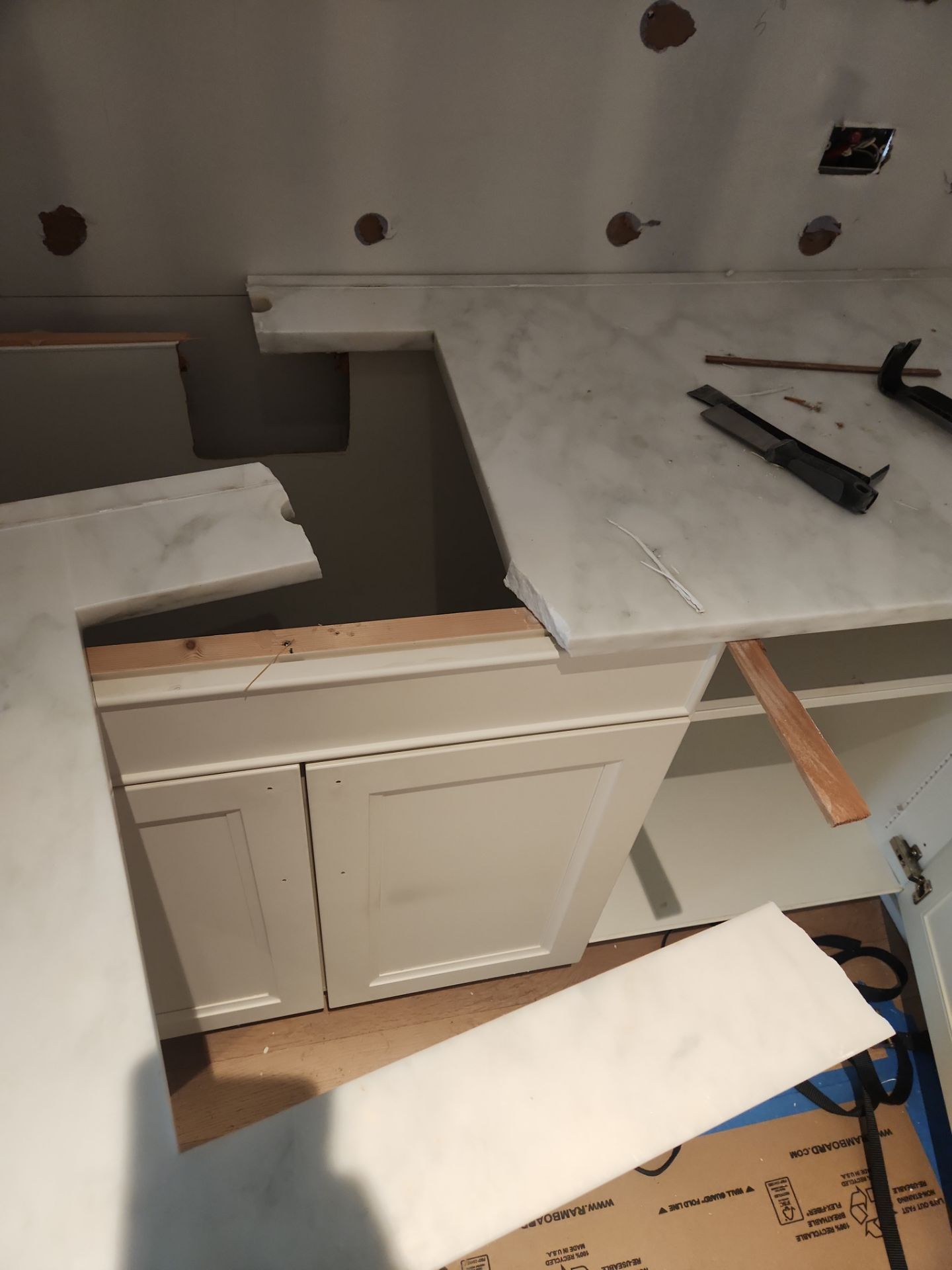 SieMatic Transitional White Butler's Pantry