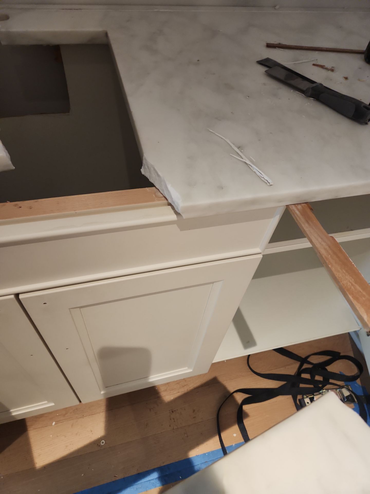 SieMatic Transitional White Butler's Pantry