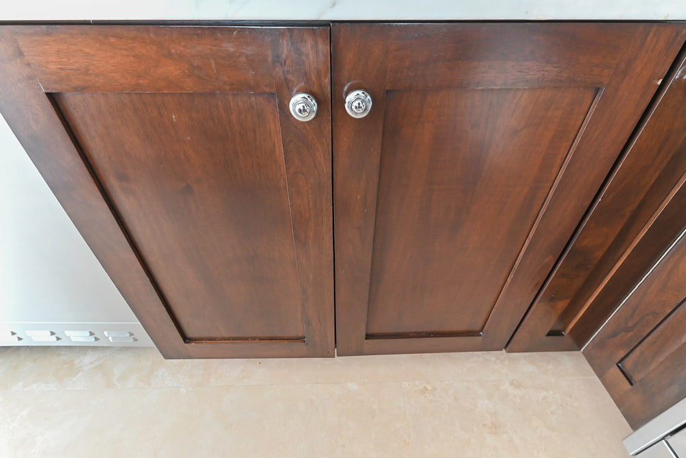 Dark Wooden Traditional Kitchen with Marble Island and Viking Appliance Package