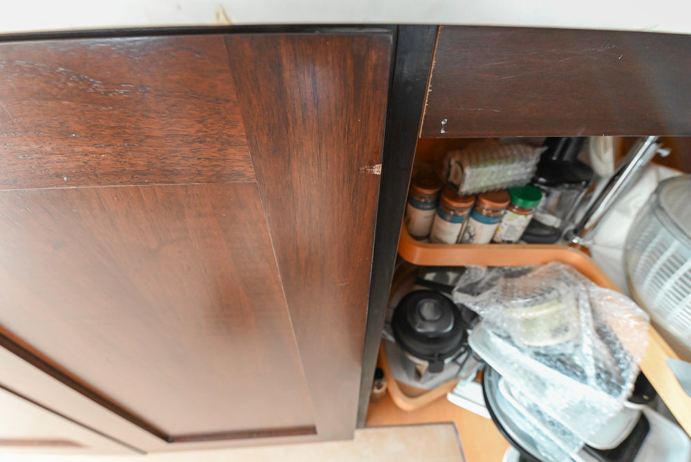 Dark Wooden Traditional Kitchen with Marble Island and Viking Appliance Package
