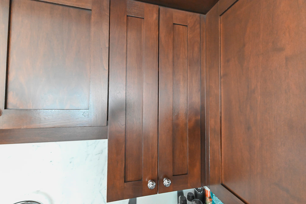 Dark Wooden Traditional Kitchen with Marble Island and Viking Appliance Package