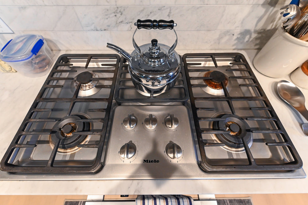 Stevali Stunner: Modern Two-Tone Kitchen with Island and Miele Appliance Package