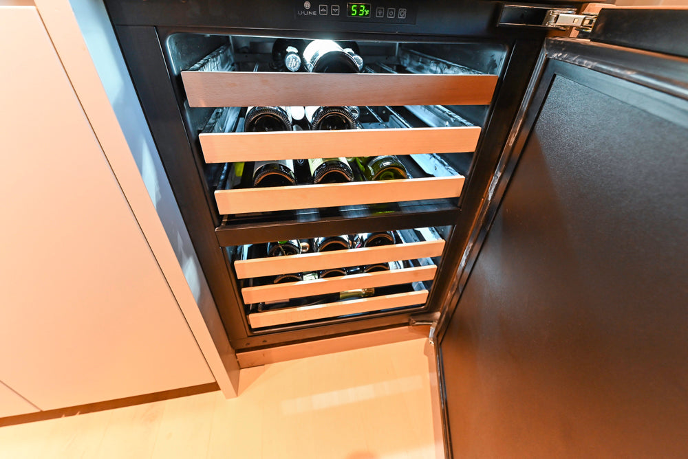 Stevali Stunner: Modern Two-Tone Kitchen with Island and Miele Appliance Package