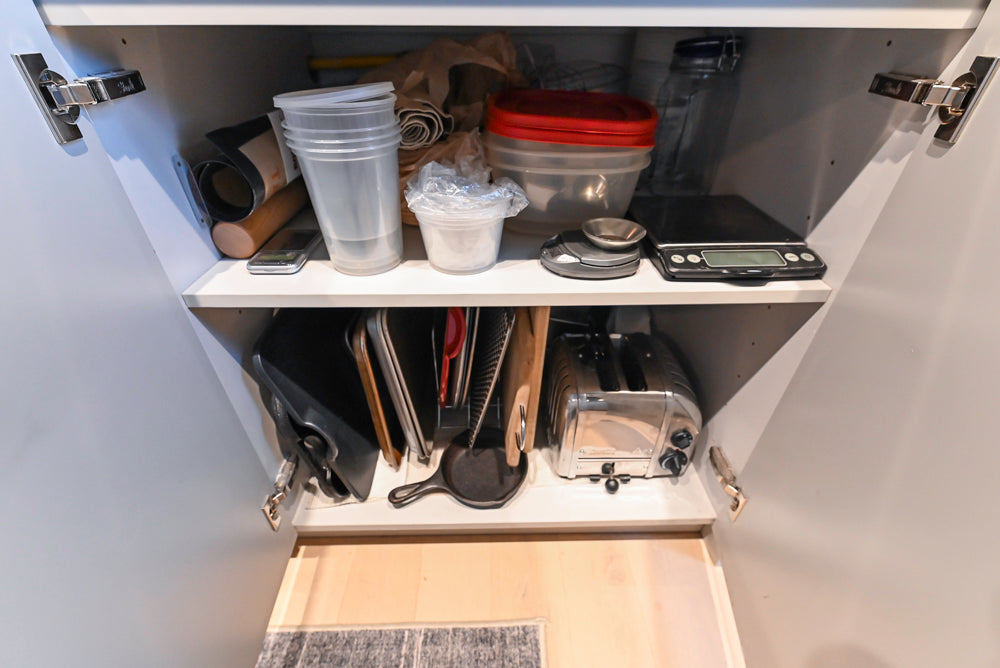 Stevali Stunner: Modern Two-Tone Kitchen with Island and Miele Appliance Package