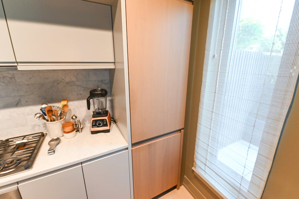 Stevali Stunner: Modern Two-Tone Kitchen with Island and Miele Appliance Package