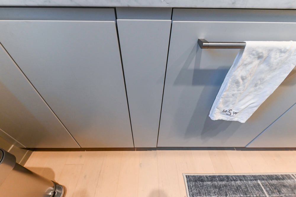 Stevali Stunner: Modern Two-Tone Kitchen with Island and Miele Appliance Package