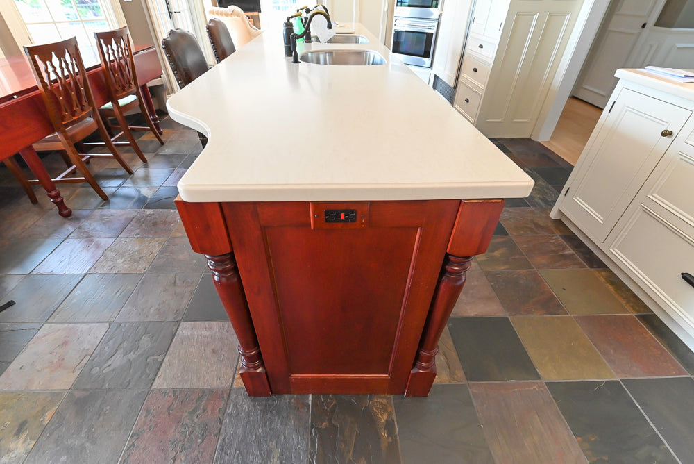 Cronin Cabinets Traditional White Pre-Owned Kitchen with Island and Appliances