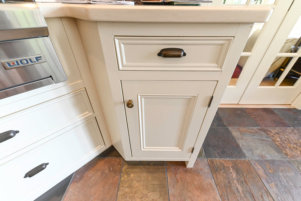 Cronin Cabinets Charm: Traditional White Kitchen with Island & Luxe Appliances