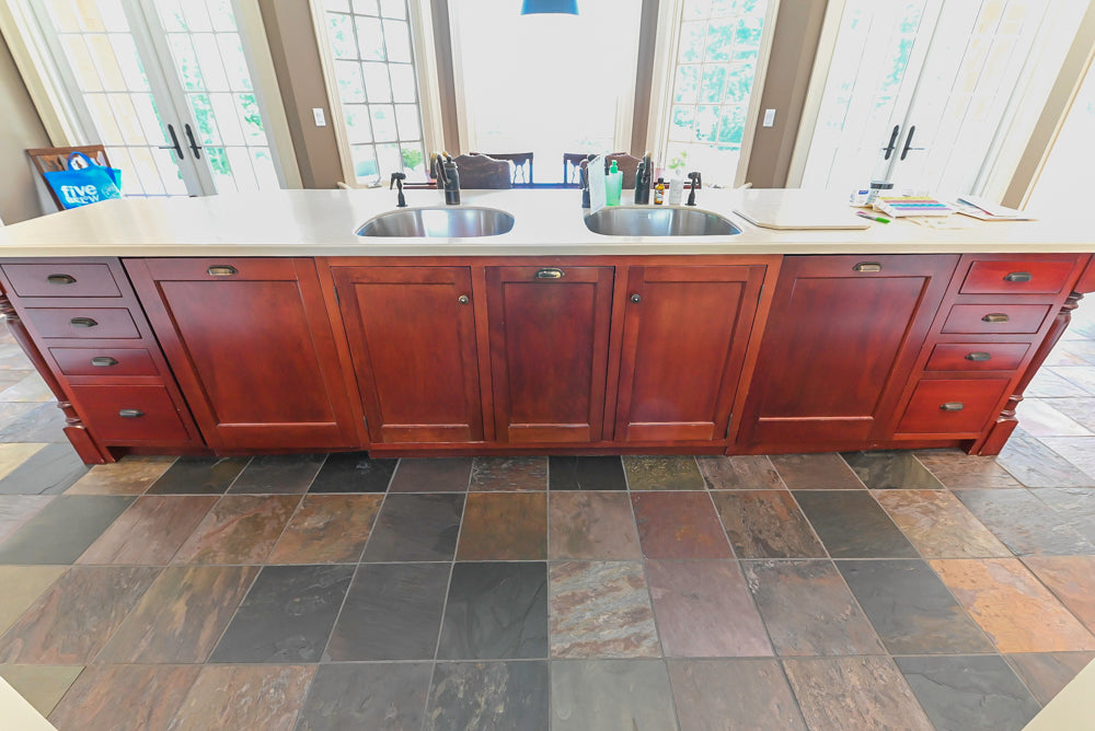 Cronin Cabinets Traditional White Pre-Owned Kitchen with Island and Appliances