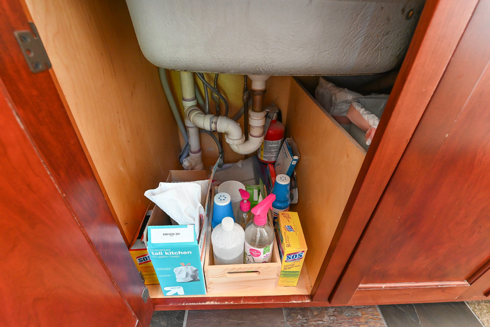 Cronin Cabinets Charm: Traditional White Kitchen with Island & Luxe Appliances