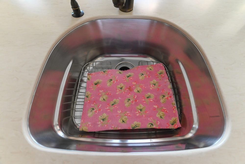 Cronin Cabinets Charm: Traditional White Kitchen with Island & Luxe Appliances