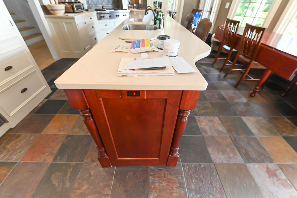Cronin Cabinets Traditional White Pre-Owned Kitchen with Island and Appliances