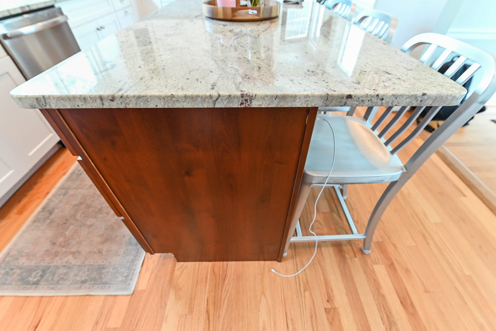 Cozy Charm: Traditional White Kitchen with Island & Appliance Package