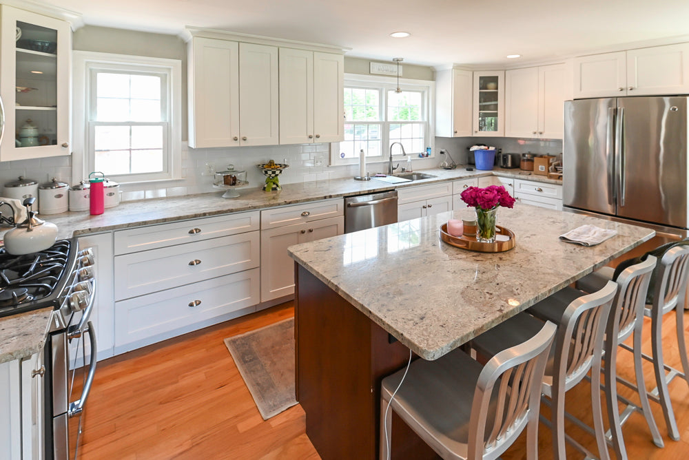 Traditional White Kitchen with Granite Island and Appliances