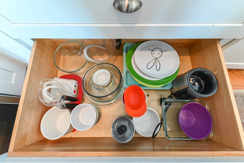 Cozy Charm: Traditional White Kitchen with Island & Appliance Package