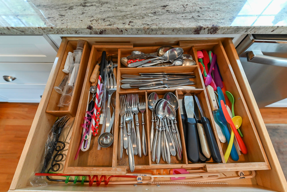 Cozy Charm: Traditional White Kitchen with Island & Appliance Package