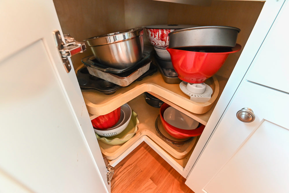 Cozy Charm: Traditional White Kitchen with Island & Appliance Package