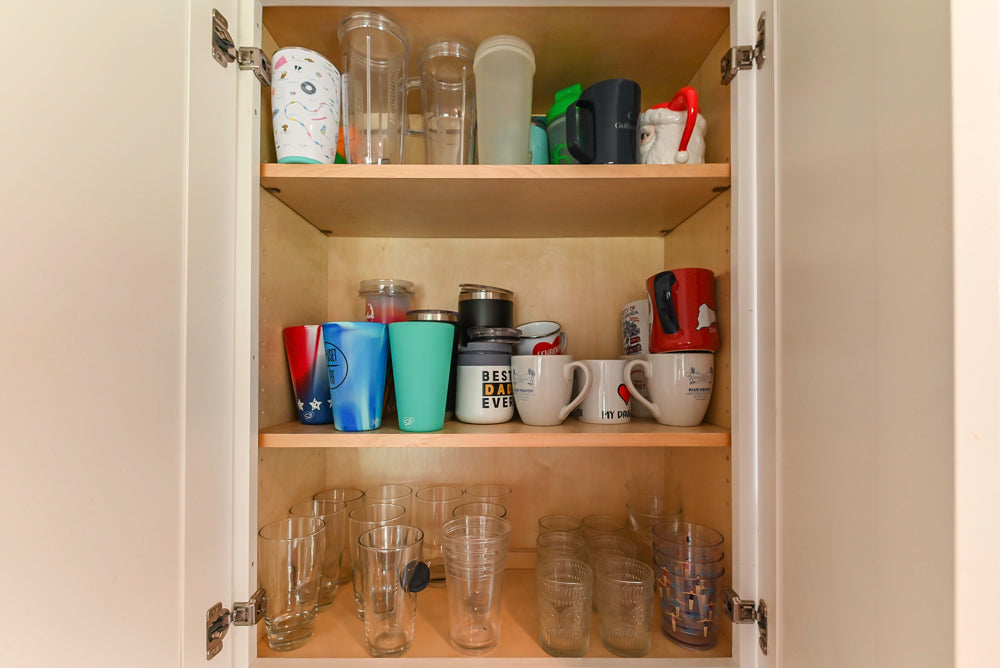 Cozy Charm: Traditional White Kitchen with Island & Appliance Package