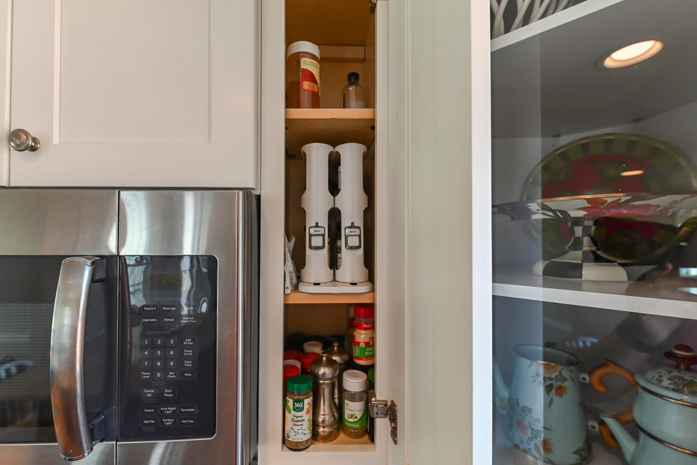 Cozy Charm: Traditional White Kitchen with Island & Appliance Package