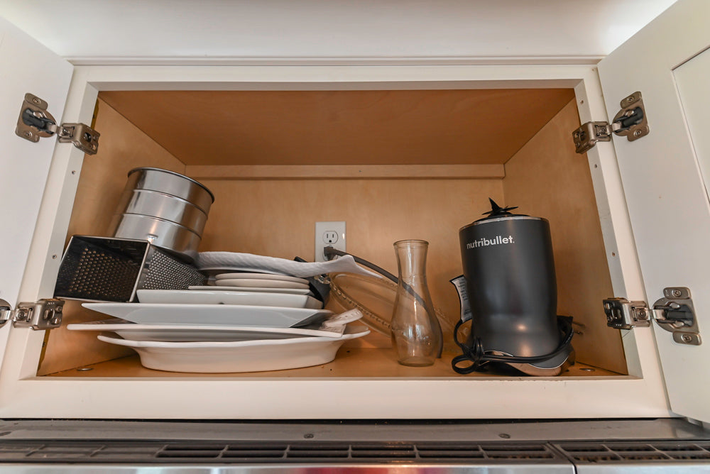 Cozy Charm: Traditional White Kitchen with Island & Appliance Package