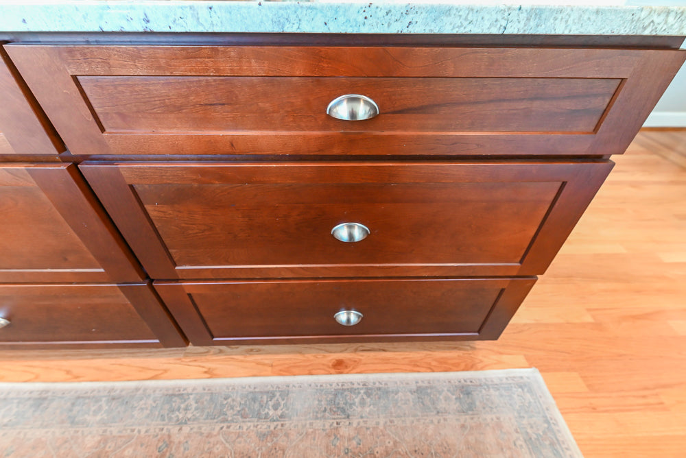 Cozy Charm: Traditional White Kitchen with Island & Appliance Package