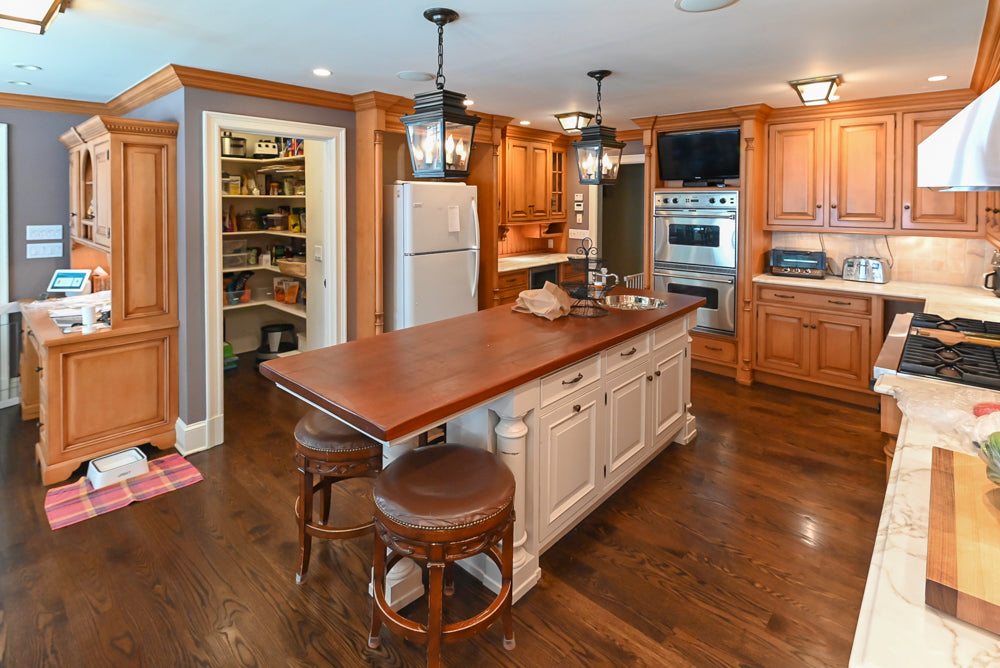 Large Traditional Wooden Kitchen with Island, Desk Area and Appliances