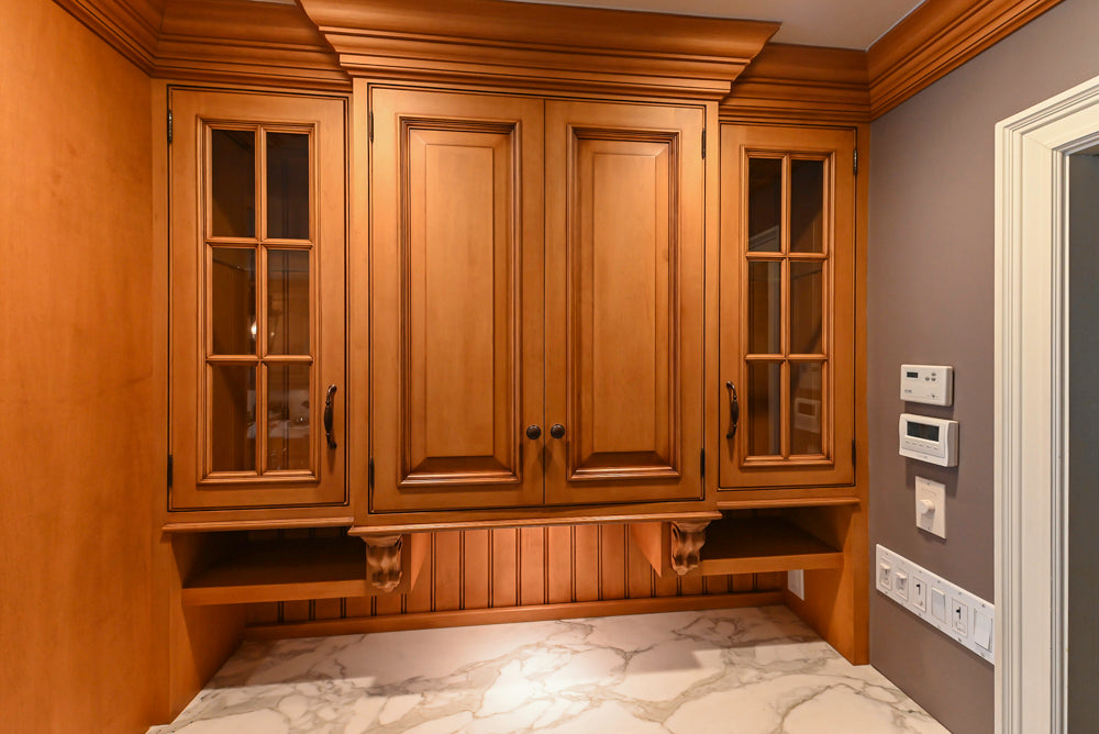 Large Traditional Wooden Kitchen with Island, Desk Area and Appliances