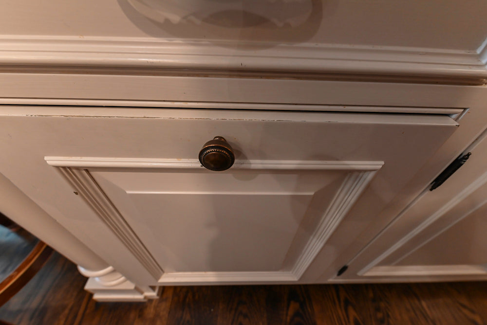 Large Traditional Wooden Kitchen with Island, Desk Area and Appliances